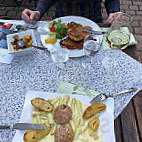 Weingut Wilhelm Sitzius food