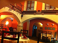 Restaurant Sirul Vamii inside