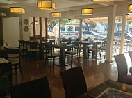 Sofra Restaurant Arabe inside