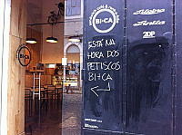 Bi+ca Sandwich Cafe inside