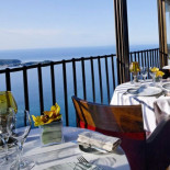 Château Eza, Slh Comida