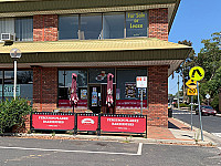 Ferguson Plarre Bakehouse outside