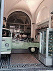 Gelateria Verde Pistacchio food