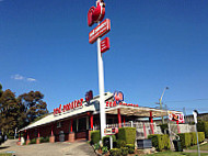 Red Rooster Ermington outside