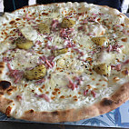 Pizza Giovanni food