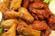 Wings Over Bowling Green food