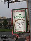 Pizzeria la Pergola outside