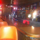 Curly's Dentro