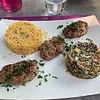 Restaurant Nairi food