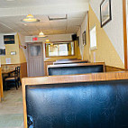 Woodward Restaurant inside