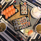 Dsushi food