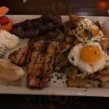 Studentenwohnheim Haus 1, Ulmenweg 55 Comida