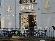 Beanz Café inside