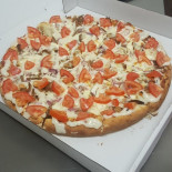 Flames Pizza & Wings Comida