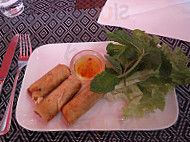 Le Thai Laos food