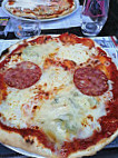 Pizzeria Cecco food