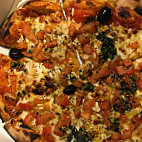 Pizza Folli's food