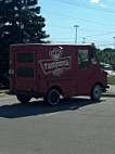 Toppers Pizza outside