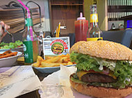 Burgerburo food