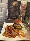 Zeu Burgers food