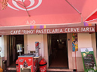 Café Rino outside