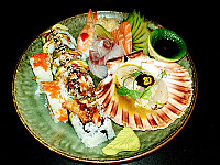 Zumu Sushi Robatayaki inside