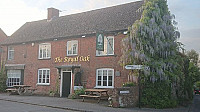 The Royal Oak outside