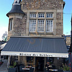 Bistrot Des Délices outside