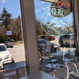 Java Joe's Dentro
