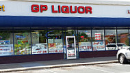 Gold Palace Liquors outside