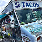 Mr. R Taco outside