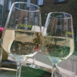 Weingut Daniel Bach Comida