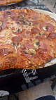 Pizzeria La Petite 500 food