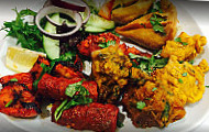 Bombay Bustle Indian food