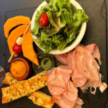 Les Aurières Comida