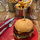 Bistro Burger Montparnasse food