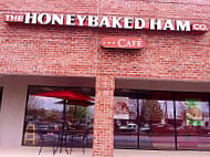 The Honey Baked Ham Company outside