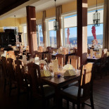 Kaisertempel Comida
