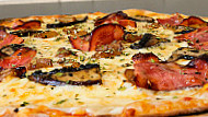Pizzaria Luzzo Cascais food