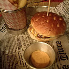 Rue Burger Roma food