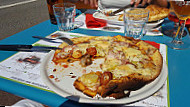 La Pizza Caligny food