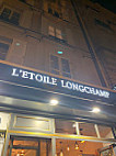 L'etoile Longchamp inside