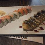 Sushiholic Comida