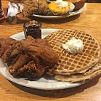 Lo-lo’s Chicken Waffles food