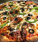 Marini's Pizza food