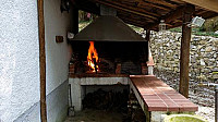 Il Rifugo Dei Briganti inside