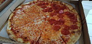 Fabio's Pizza food