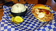 Famous Dave's -b-que Peoria-glendale food