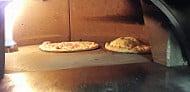 Pizza Salvatore food