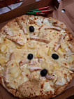 Pizz Alwin food